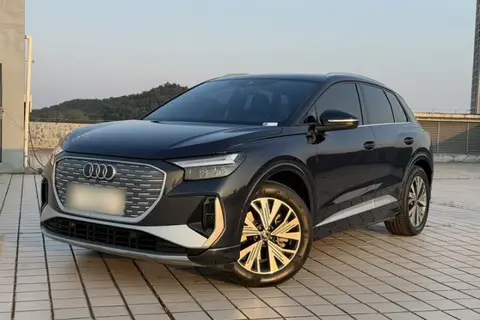 Audi Q4 e-tron 2023