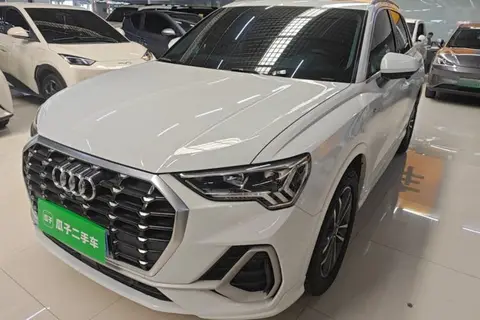 Audi Q3 2021