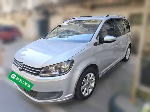 Volkswagen Touran 2012