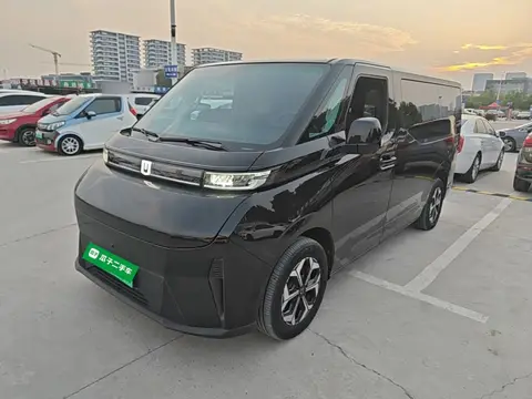 Farizon (Remote) Geely Xingfu Hao 2024