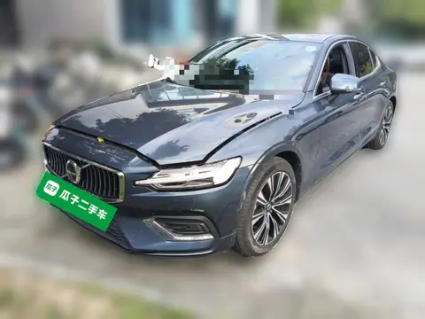 Volvo S60 2024