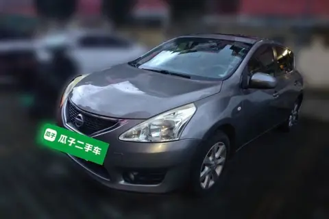 Nissan Tiida 2013