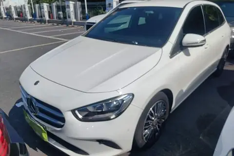 Mercedes-Benz B-Class 2020