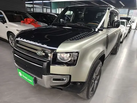 Land Rover Defender 2023