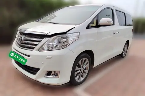 Toyota Alphard 2012