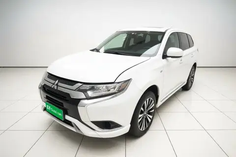 Mitsubishi Outlander 2021