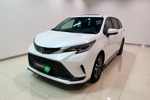 Toyota Granvia 2025