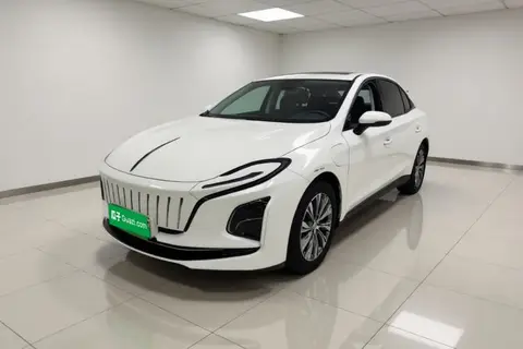 Hongqi E-QM5 2024