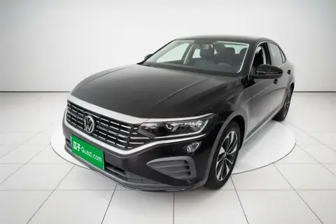 Volkswagen Passat 2025