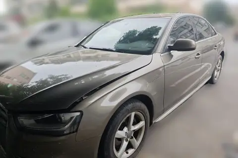 Audi A4L 2012