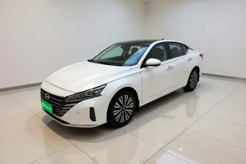 Nissan Teana 2024