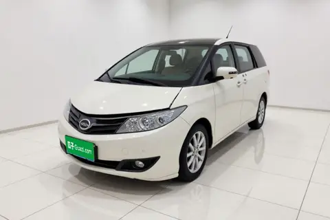 BYD M6 2014