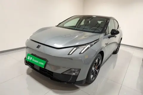 Lynk & Co Z20 2024