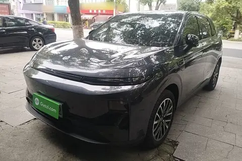 Leapmotor B10 2025