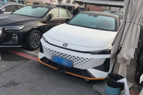 Changan UNI-V 2025