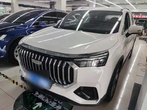 Geely Okavango 2023