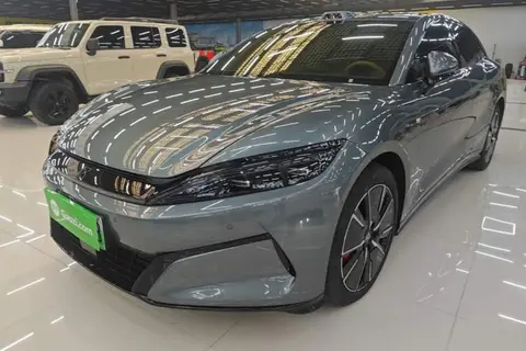 BYD Han L 2025
