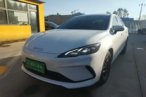 BYD Seal 05 2025