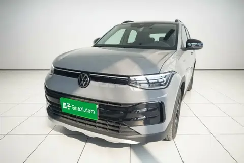 Volkswagen Tharu 2025