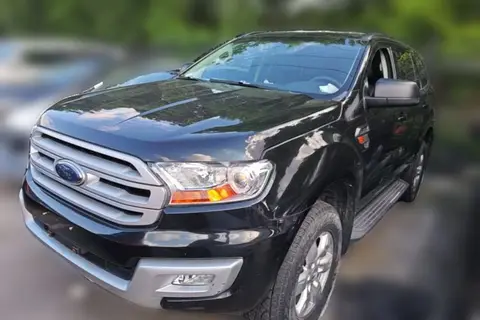 Ford Everest 2016