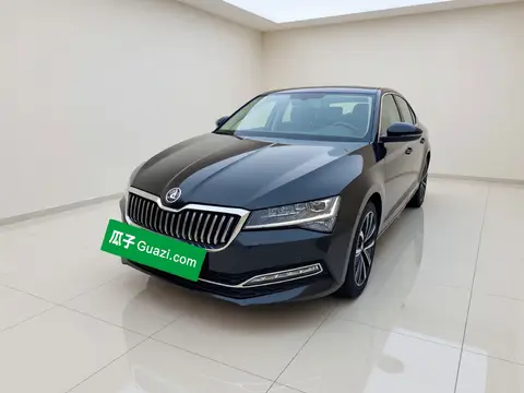 Skoda Superb 2021