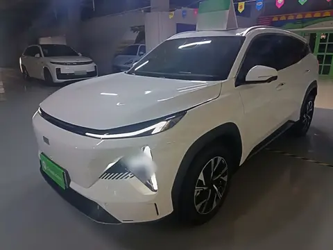 Geely L7 2023