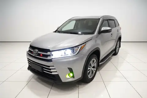 Toyota Highlander 2021