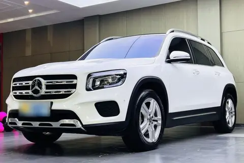 Mercedes-Benz GLB 2023