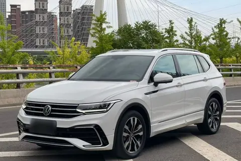 Volkswagen Tiguan L 2022