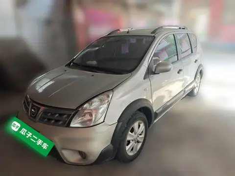 Nissan Livina 2011