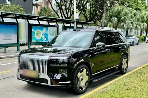 ZEEKR 9X 2025