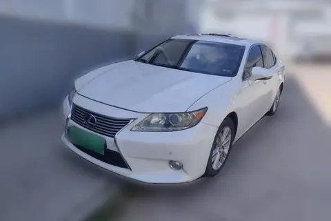 Lexus ES 2013