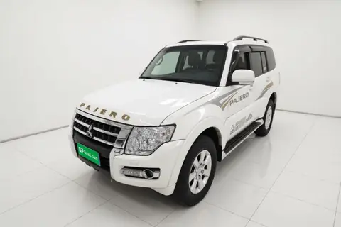 Mitsubishi Pajero 2018