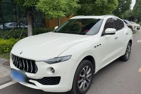 Maserati Levante 2017