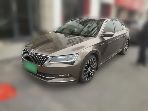 Skoda Superb 2016