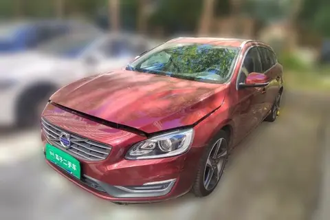 Volvo V60 2014