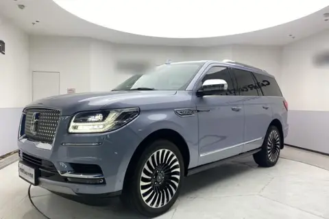 Lincoln Navigator 2021