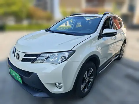Toyota RAV4 2015