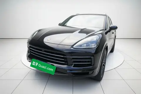 Porsche Cayenne 2021