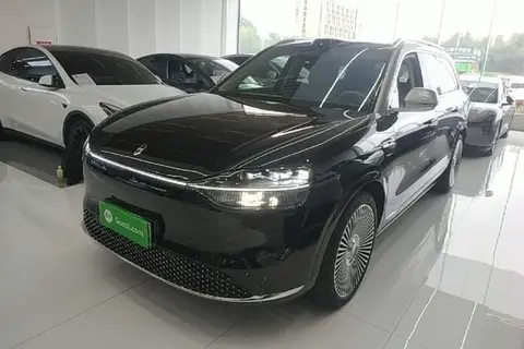 AITO M9 2025