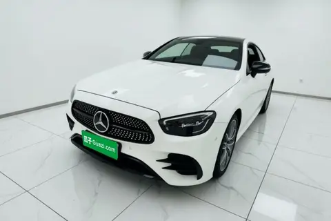 Mercedes-Benz E-Class 2022