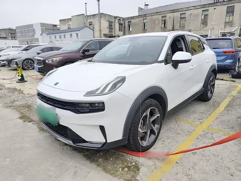 Lynk & Co 06 EM-P 2022