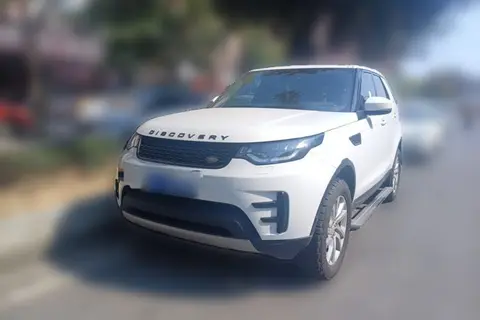 Land Rover Discovery 2018