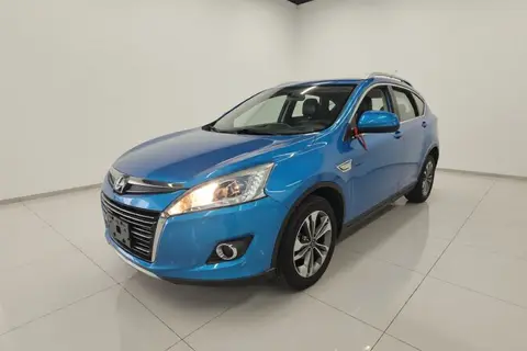 Luxgen U6 SUV 2016