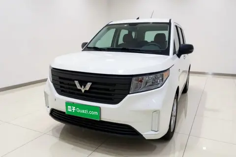 Wuling Hongguang PLUS 2020