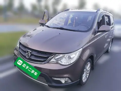 Baojun 730 2015