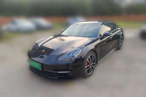 Porsche Panamera 2019