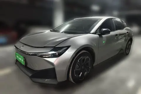 Toyota bZ3 2024