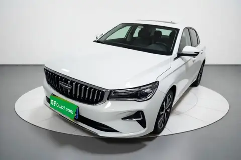 Geely Emgrand 2025