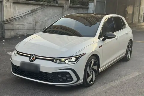 Volkswagen Golf GTI 2024
